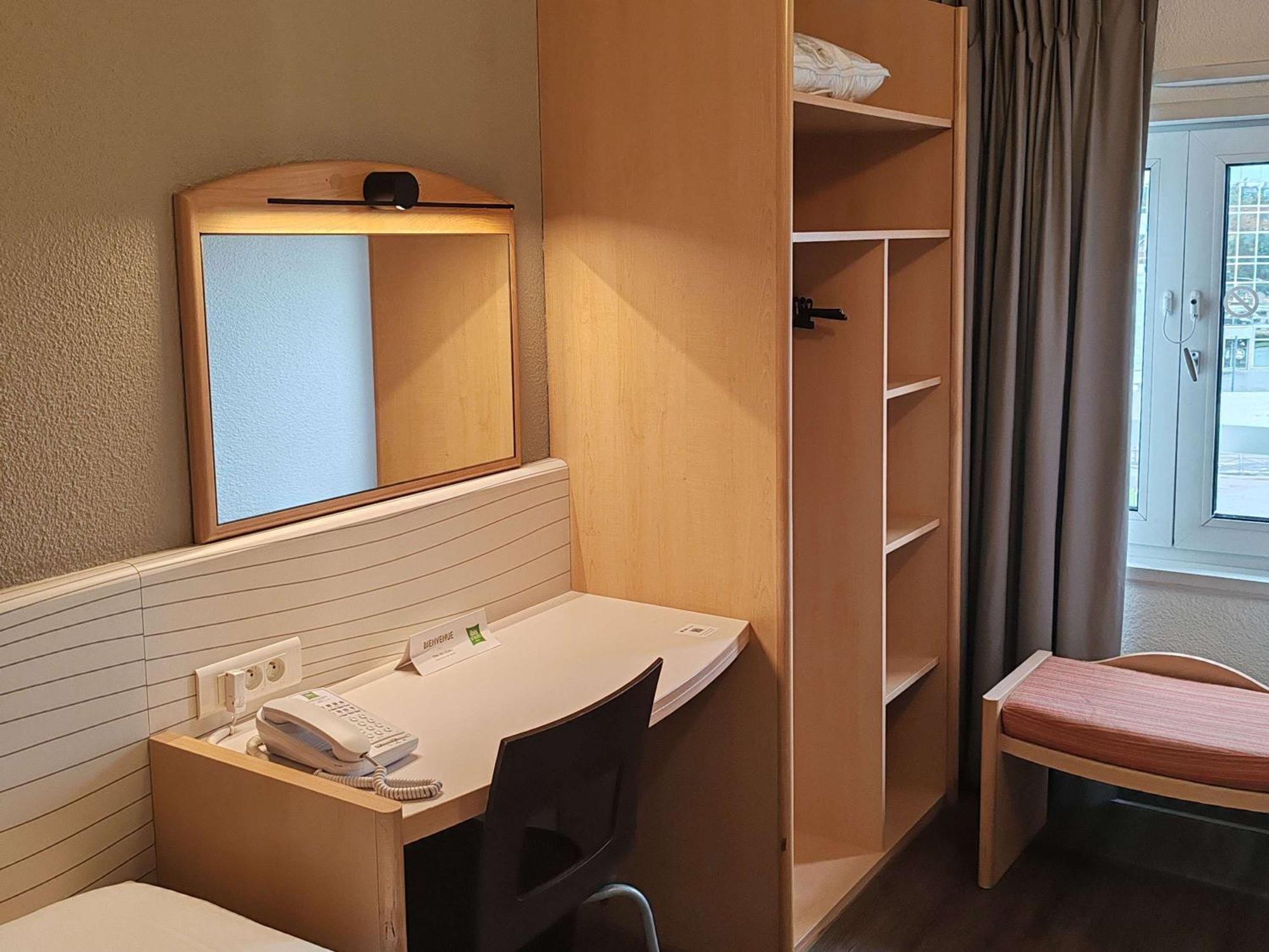 Ibis Styles Paris Poissy Hotel Exterior photo